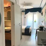 Hotel Meuble Tripoli 3*