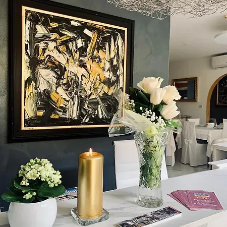 Hotel Meuble Tripoli