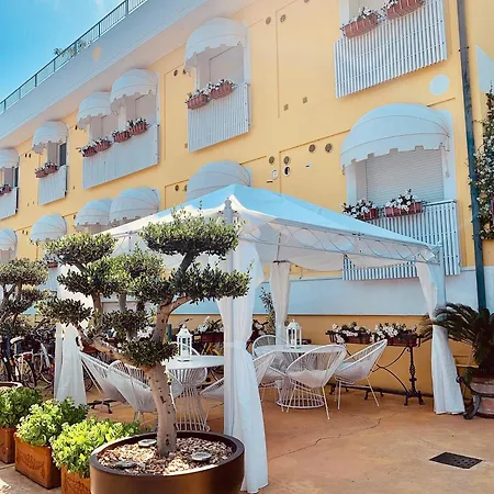 Meuble Tripoli Hotel Grado