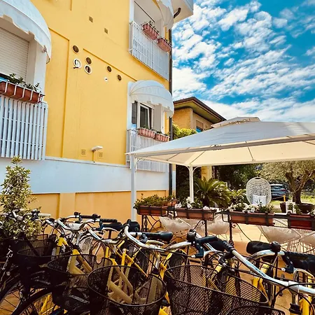 Szálloda Meuble Tripoli Grado