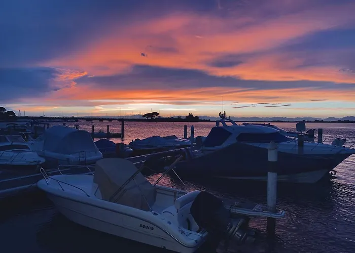 Meuble Tripoli Szálloda