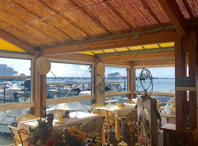 Meuble Tripoli Szálloda